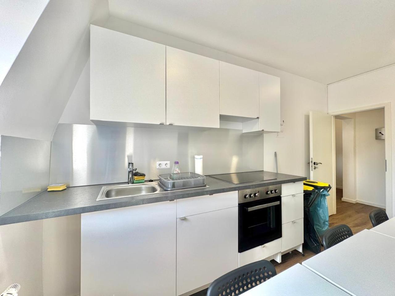 Apartment Ar Living Frankfurt Koenigsteinerstr